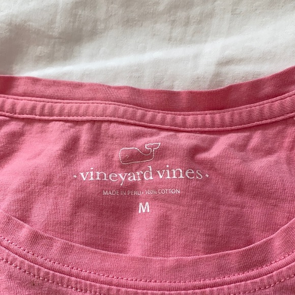 Vineyard Vines pink and blue cute whale tshirt - Picture 4 of 4